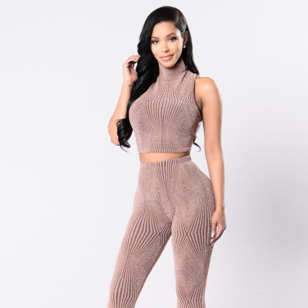 FASHION NOVA Out shine them 2 piece set